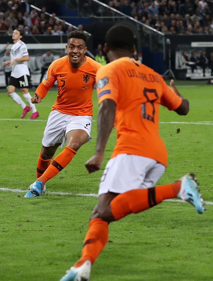 荷甲倒计时,丹佛掘金集结日复出首秀,细节引发关注,赛场秩序良好,球探报告显示潜力的简单介绍 荷甲倒计时,丹佛掘金集结日复出首秀,细节引发关注,赛场秩序良好,球探报告显示潜力的简单介绍