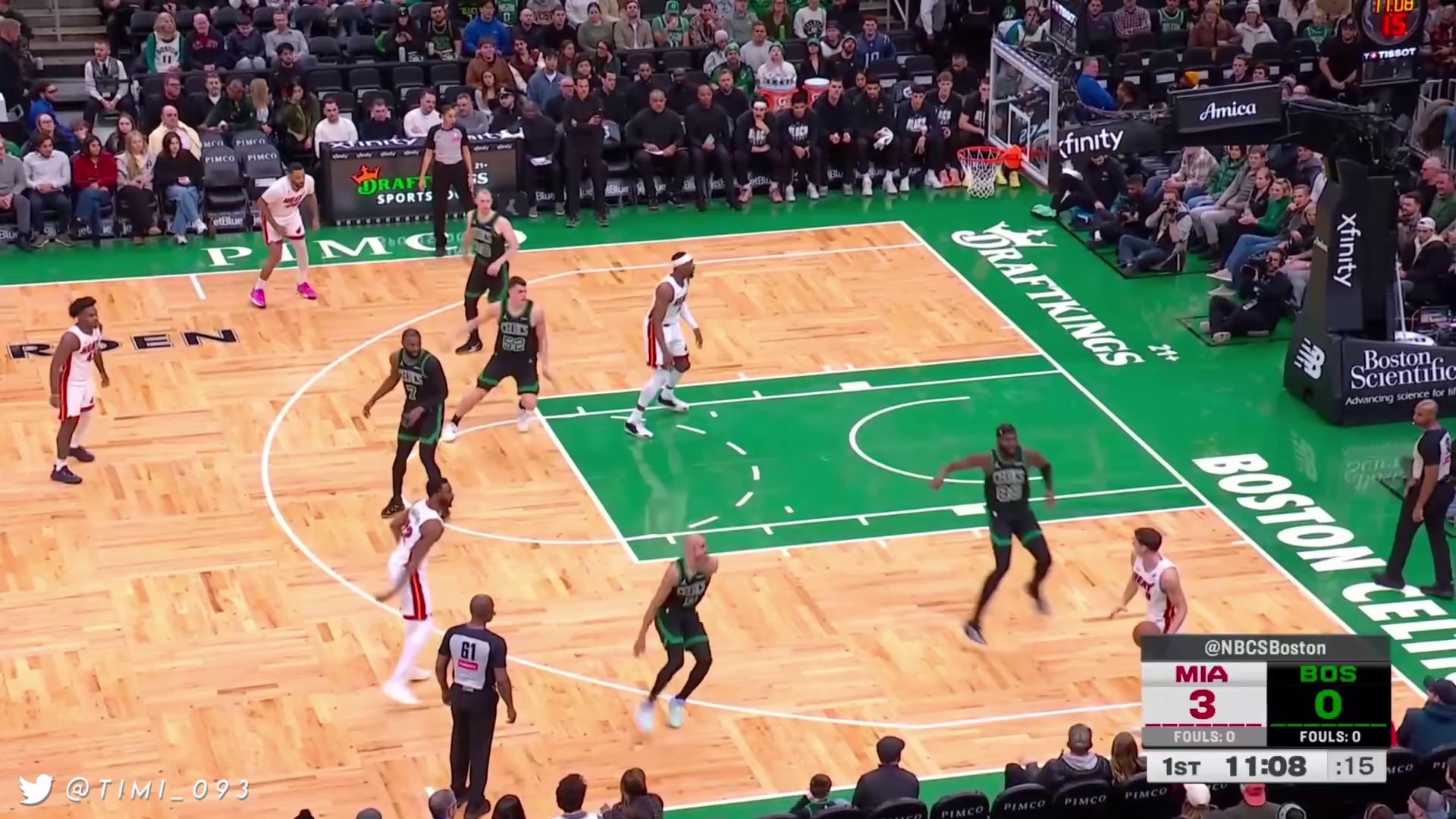 波士顿凯尔特人训练开放日；窗口期防线松动引欢呼；NBA常规赛在即；资深球员宣示担当的简单介绍-开云体育下载