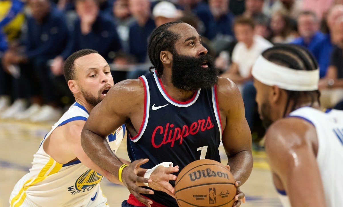 加时末段体能课后，皇家马德里再遭质疑备战NBA季后赛，压力陡增，球队文化再被提及的简单介绍-开云官方平台