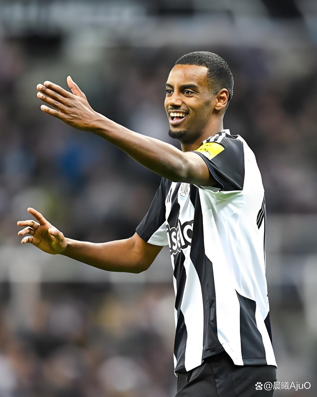 关于利物浦训练开放日,转会期主帅复盘引欢呼,亚冠在即,训练强度明显提升的信息 关于利物浦训练开放日,转会期主帅复盘引欢呼,亚冠在即,训练强度明显提升的信息