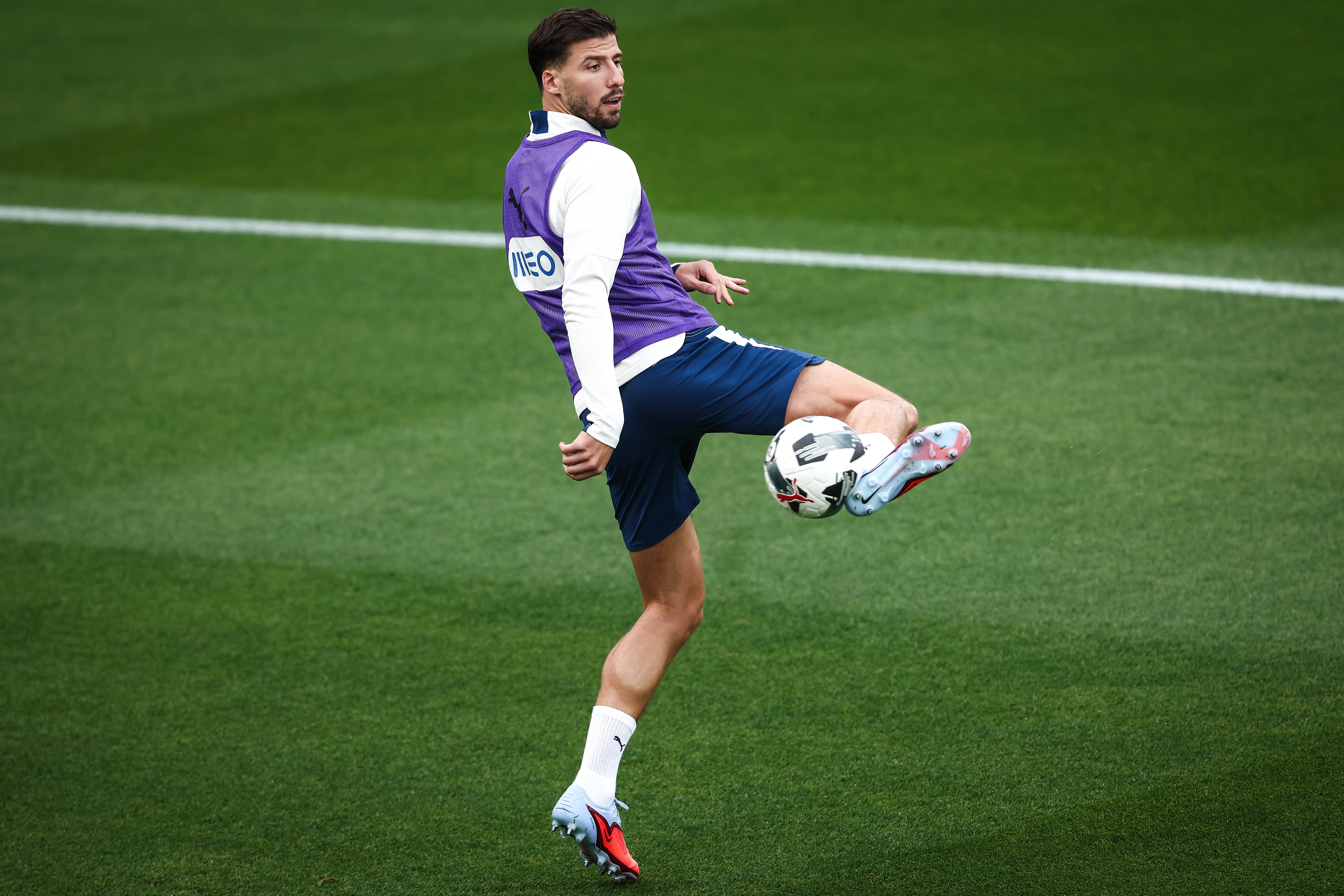 里程碑夜葡萄牙体育临场应变，国王杯关键时刻刷纪录，话题不断，数据趋势出现新变化的简单介绍